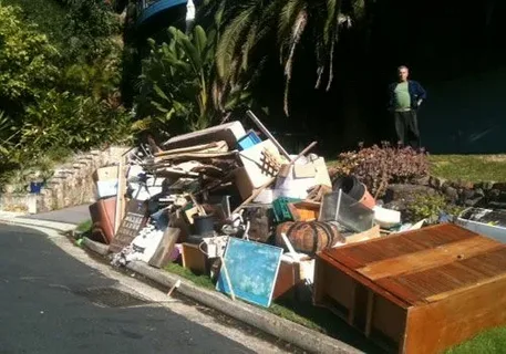 Rubbish Removal in Al Quoz 4