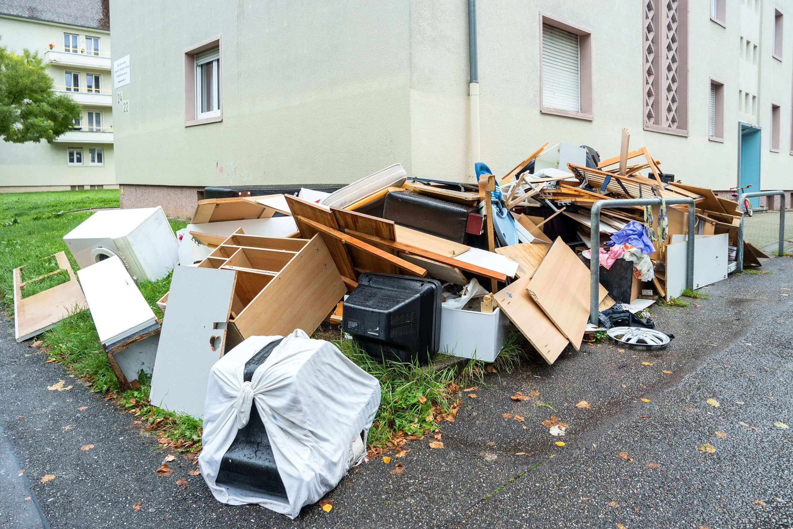 Rubbish Removal in Dubai Marina